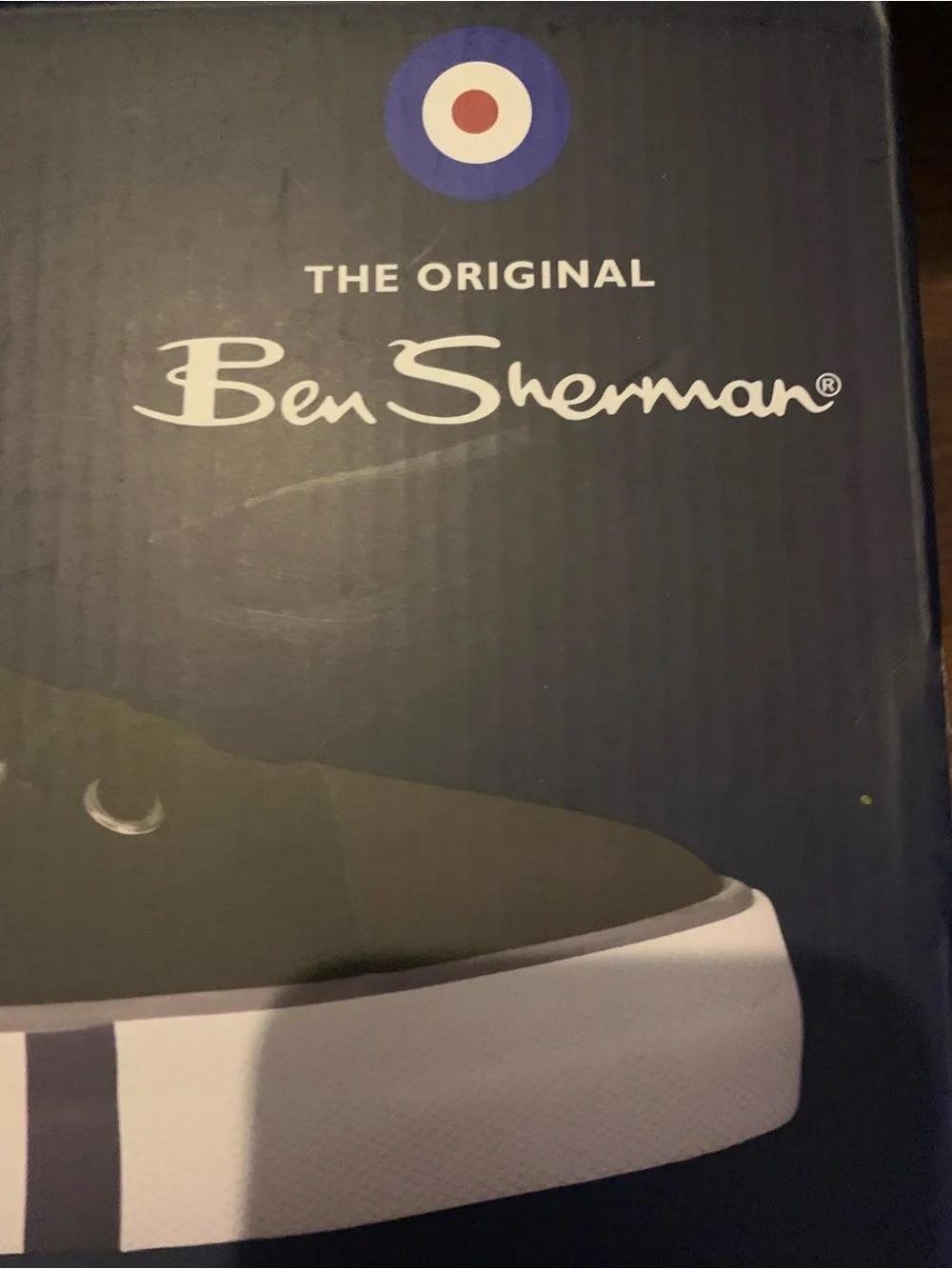 New men’s Ben Sherman Black Canvas Low-Top Sneakers with White Soles. Size 10